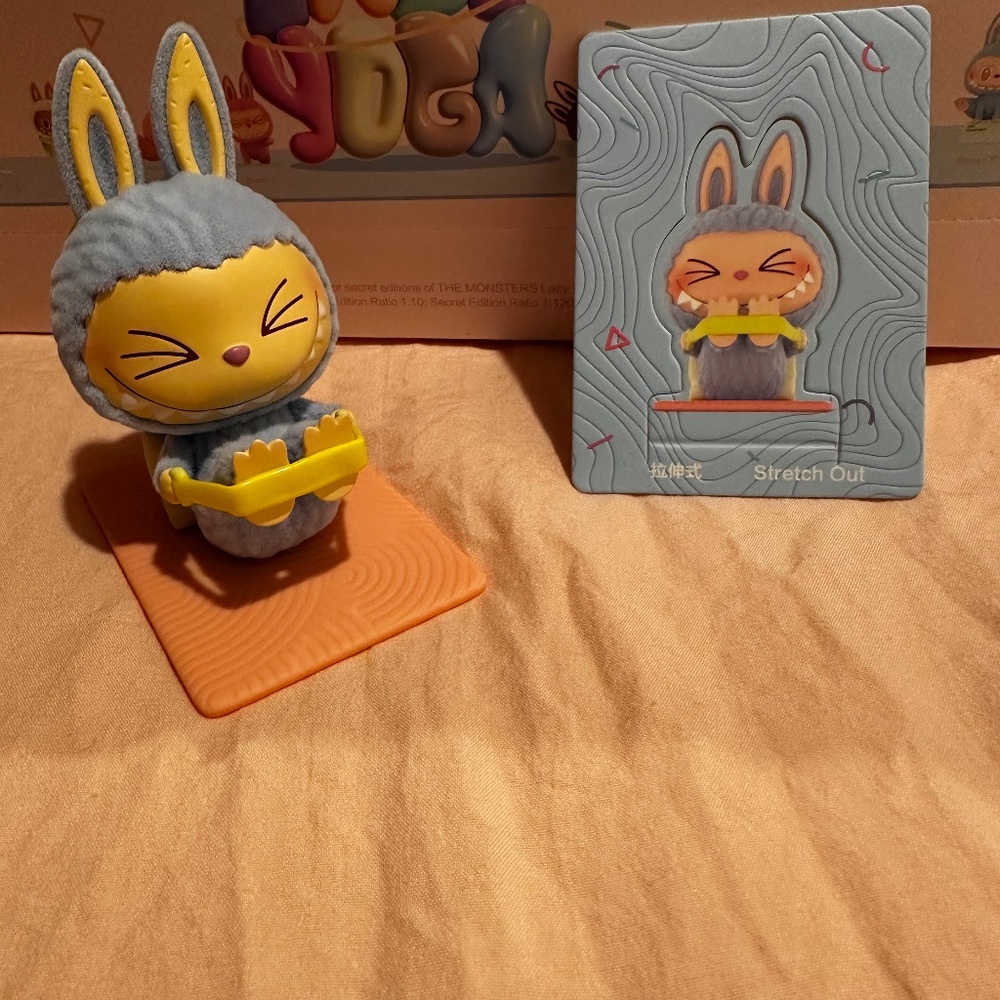 Labubu LazyYoga series “Stretch Out” new